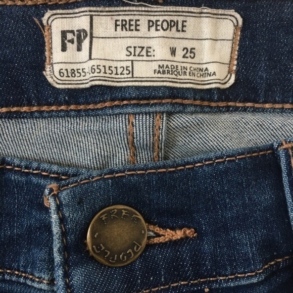 Free People Mid Rise Raw Frayed Fringe Hem Dark Wash Fringe Ankle Skinny Jeans - Picture 7 of 16